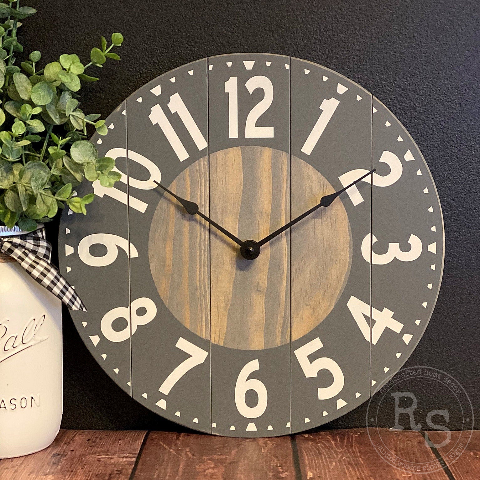 The Rielyn Farmhouse Clock