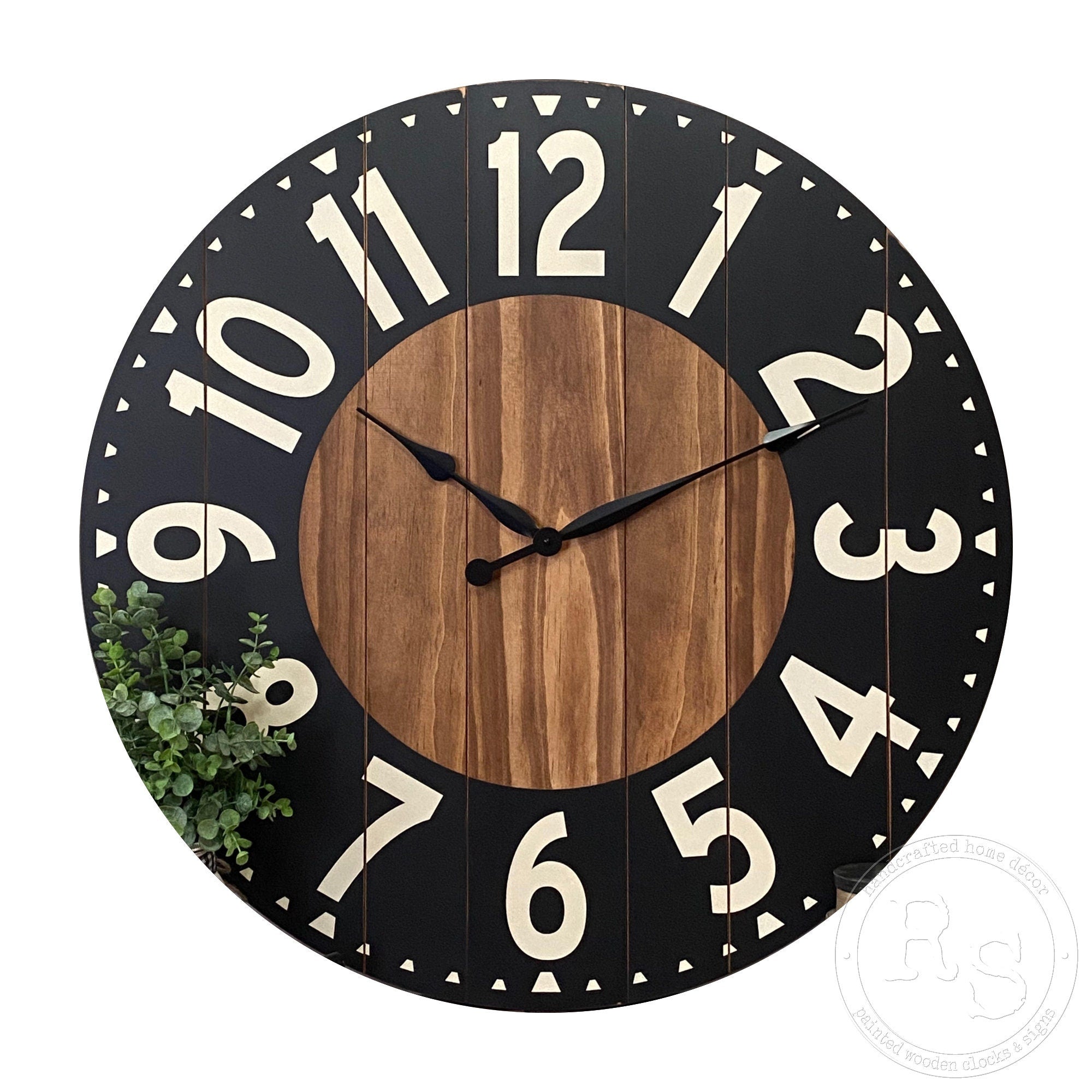 The Rielyn Farmhouse Clock